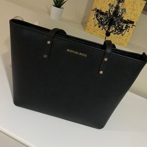 Michael Kors- Black Tote Purse.